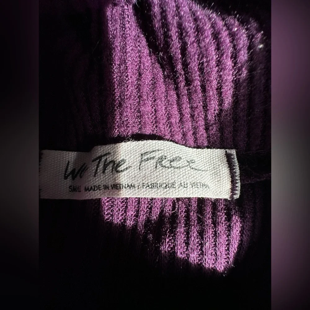 RARE We The Free NWT Snowbunny Long Sleeve Tee—S